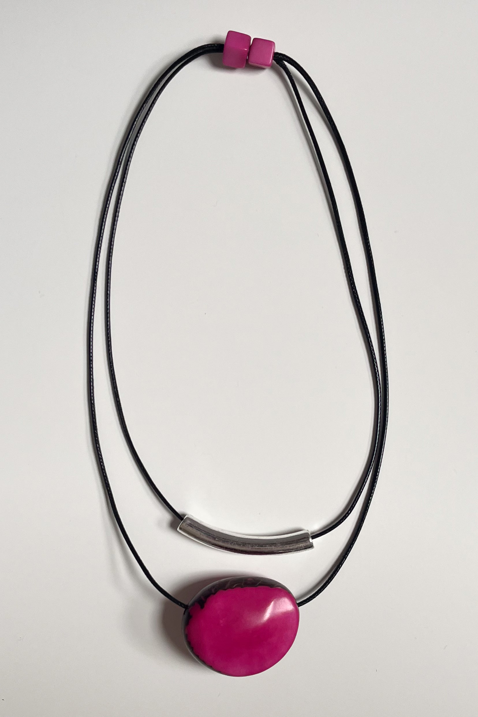 Barra Necklace Fuchsia