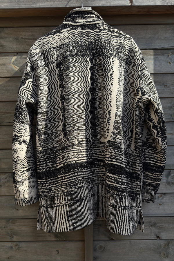 Altrove Frequency Raven Jacket