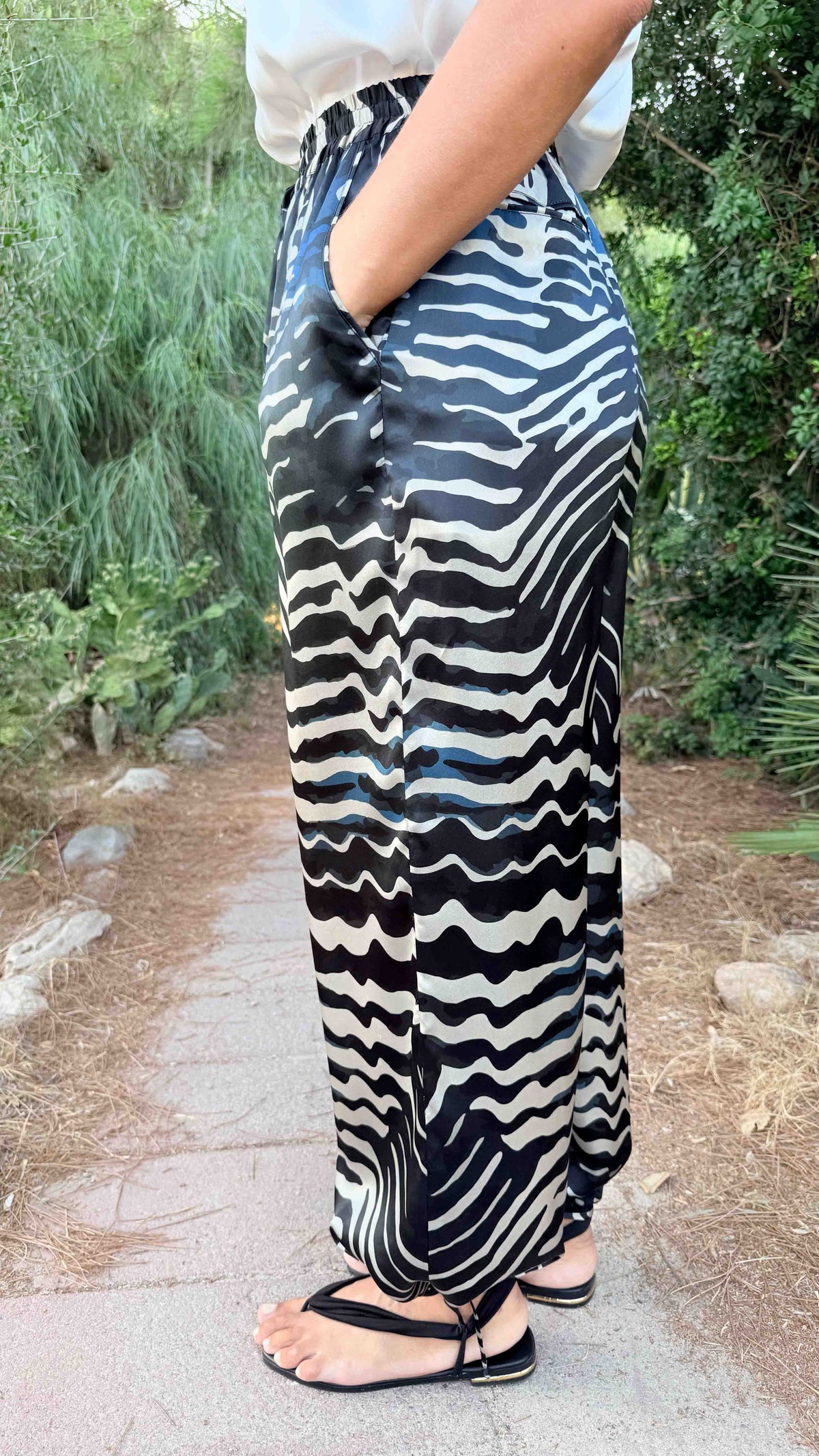 Blue Fans Aira Silk Pants