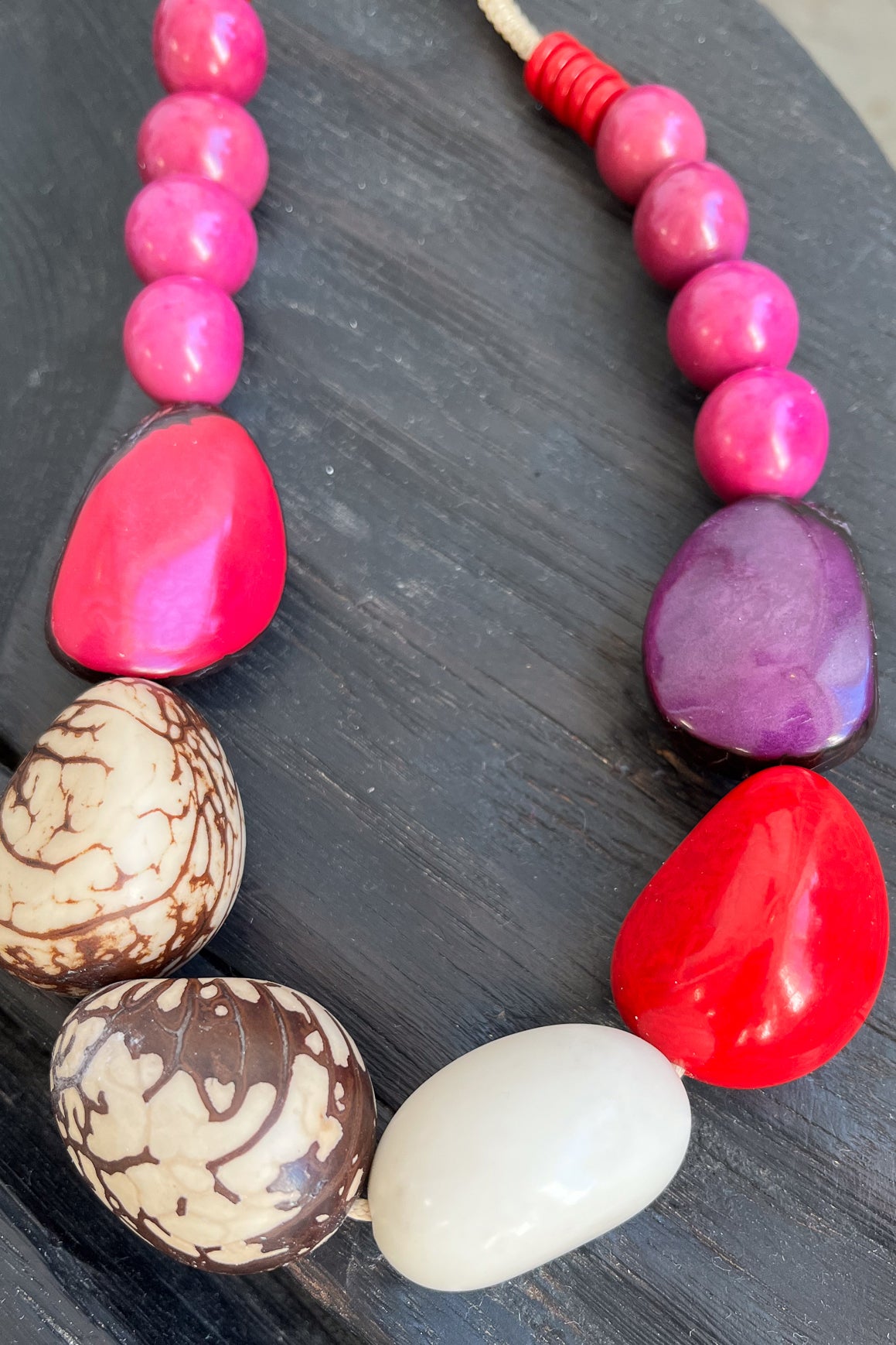 Marina Necklace Fuchsia